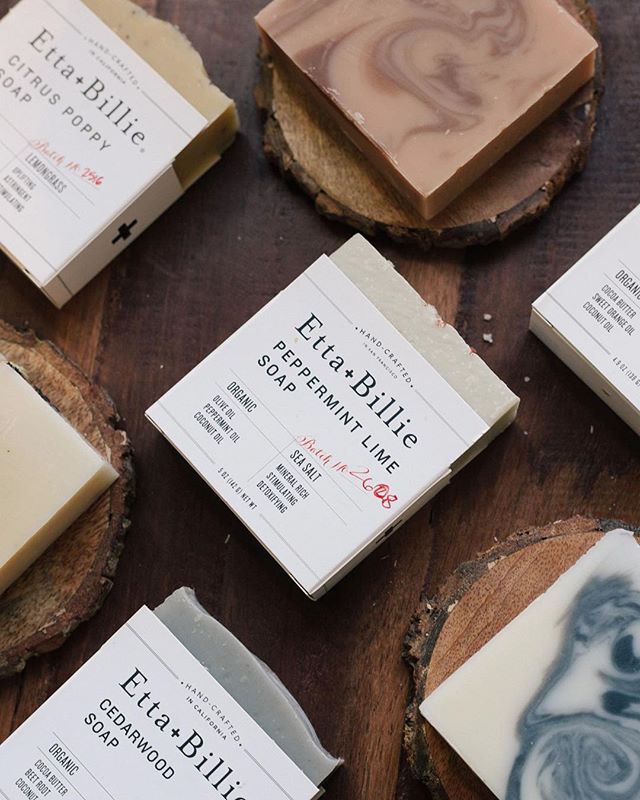 We absolutely LOVE these soaps from @ettaandbillie made with extra virgin olive oil, coconut oil, cocoa butter, sunflower oil and all natural essential oils.  Total bath-time luxury!