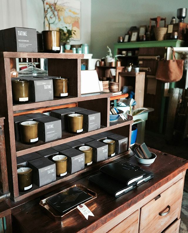 What’s your favorite @tatineofficial candle? Our summer pick is definitely “Garden Mint”!